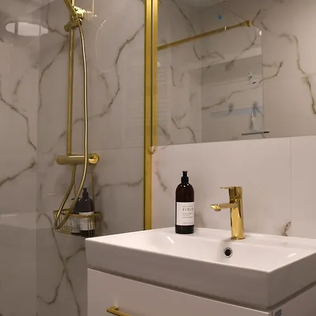 Captain-cook, Parking-tiefgarage, Late Check-out, Early Check-in, Spa-voucher Apartman